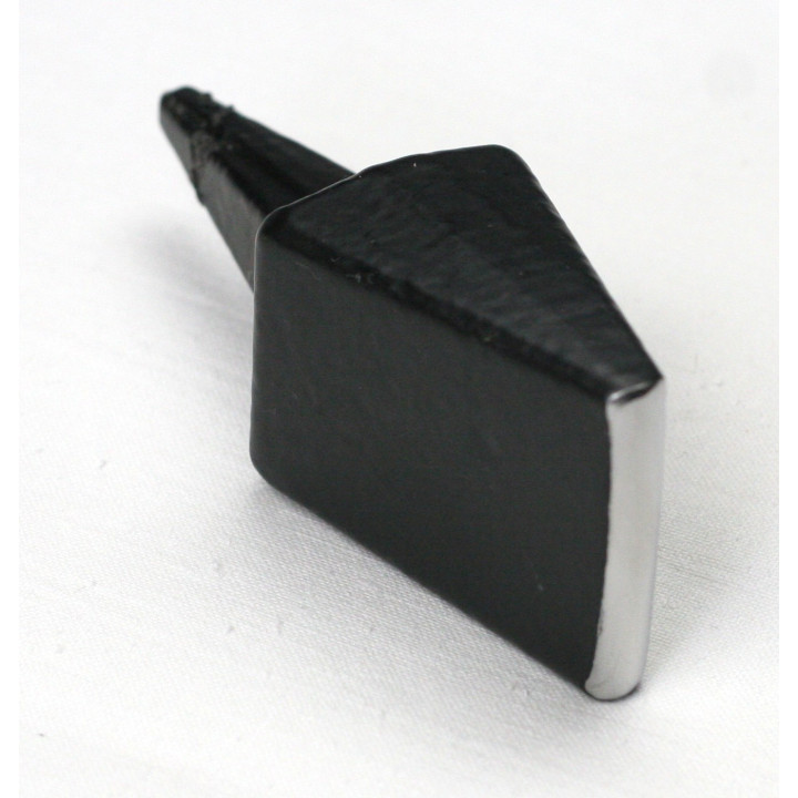 Naklepávacia babka ostrá